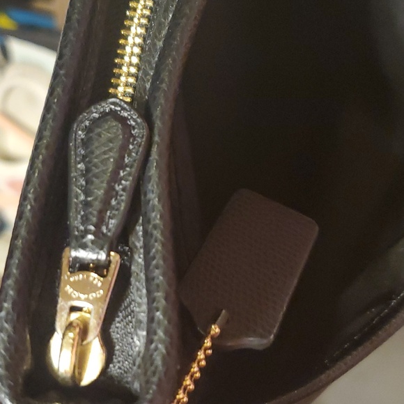 Coach Leather Crossbody 🍫 chocolate on light brown. EUC!!! - Picture 10 of 14